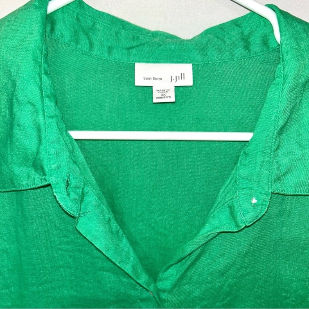 J. Jill Emerald Green Button-Down Shirt - Picture 2 of 8
